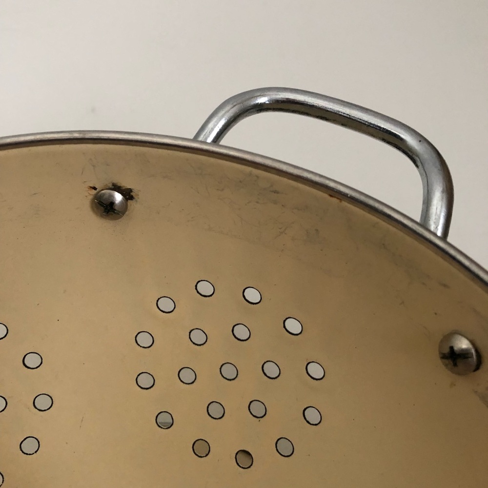 Vintage Enamelware Colander and Bowl Mini Floral - Picture 2 of 7